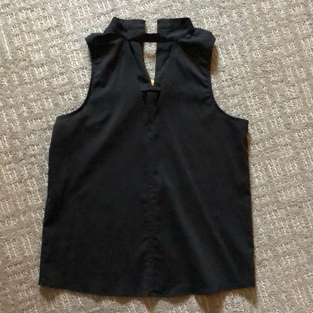 Fun black top
